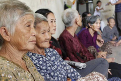 Tốc độ già hoá dân số Việt Nam nhanh gấp 4 lần các nước