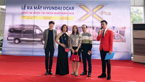 Ra mắt cặp đôi xe sang Dcar Xplus và Dcar President