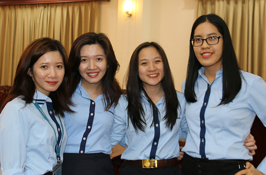 Nữ sinh Học viện Ngoại giao giành giải cuộc thi tranh tụng Luật quốc tế
