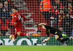 Firmino lập hat-trick, Liverpool vùi dập Arsenal