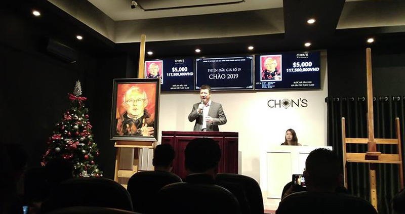 Tiền đấu giá tranh chân dung HLV Park Hang Seo được làm từ thiện