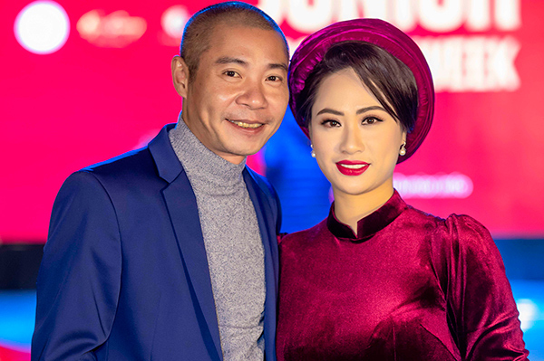 'Cô Đẩu' Công Lý tất bật chạy sô cuối năm