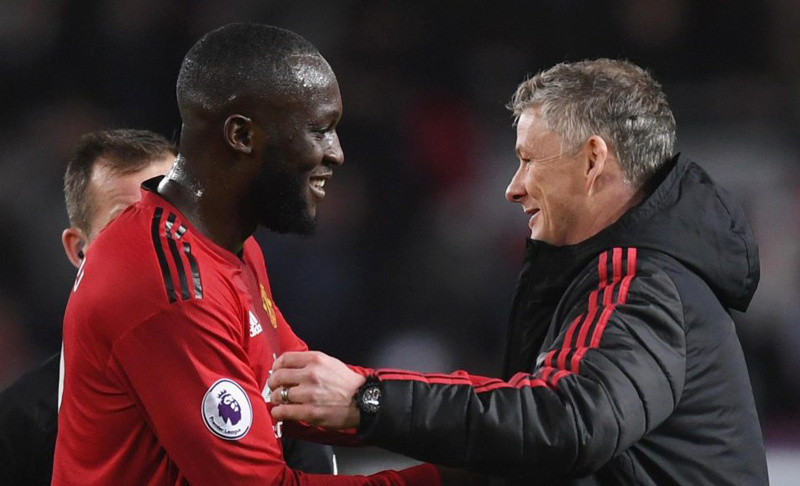 Solskjaer cảnh báo, Lukaku mất suất đá chính ở MU
