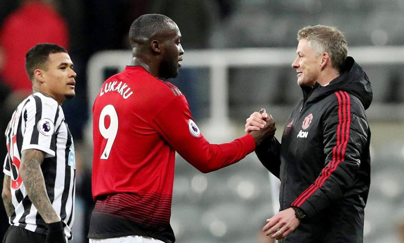 MU lại thắng, Solskjaer sướng rơn vì điều ít ai ngờ