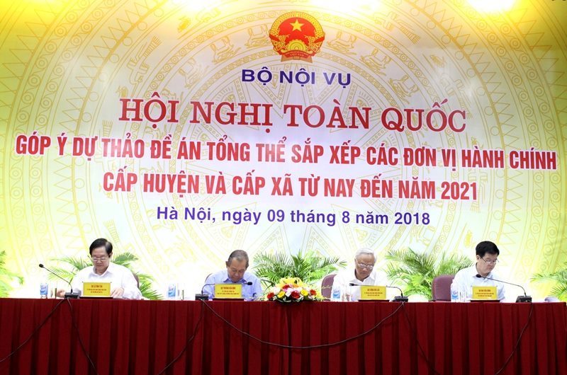 Bộ Chính trị ra nghị quyết về sáp nhập quận huyện, phường xã