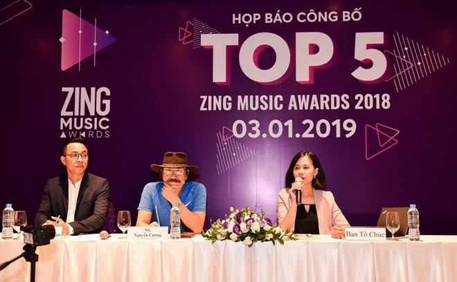 Hương Tràm đối đầu với Erik, JustaTee tại Zing Music Awards