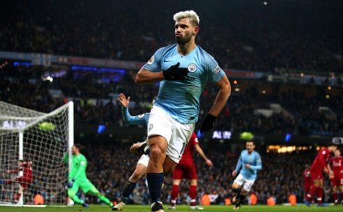 Man City thắng Liverpool 2