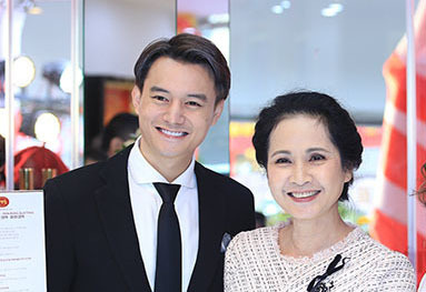 'Mẹ chồng' Lan Hương hội ngộ 'con trai' Anh Dũng