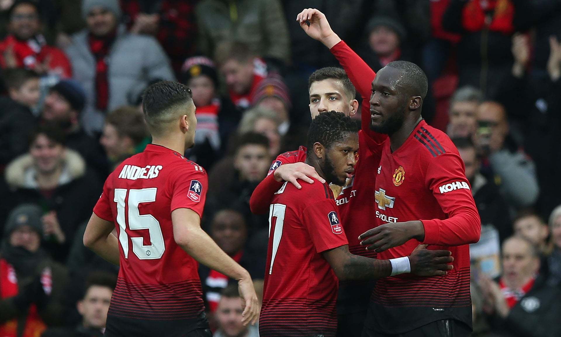 Lukaku bay cao cùng MU: Niềm tin của Solskjaer