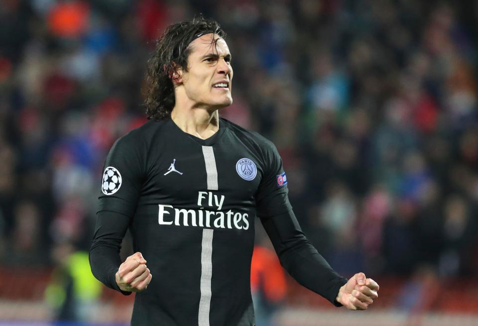 MU tranh hàng 'nóng' với Real, Chelsea tuyển gấp Cavani