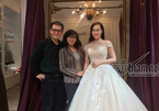 NSND Trung Hiếu dẫn bạn gái kém 19 tuổi thử váy cưới