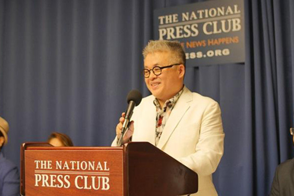 Chân dung nhân vật quyền lực sau đế chế KPOP