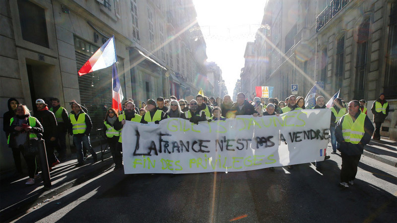 Người biểu tình Áo vàng Pháp cảnh báo 'ác mộng tệ nhất'
