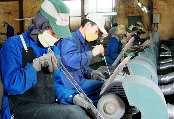 Thủ tục xin cấp lại sổ bảo hiểm cho người lao động