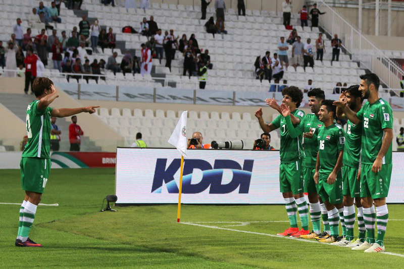 Thắng áp đảo, Iraq theo bước Iran vào vòng 1/8