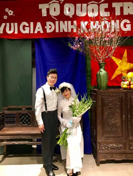 MC Lê Anh và MC Thảo Vân đã làm nên cơn sốt với nhiều bức ảnh cưới đẹp đến ngỡ ngàng của mình. Cặp đôi này tạo ra một không gian đầy tình yêu và ấm áp, cùng những khoảnh khắc đáng nhớ trong ngày trọng đại.