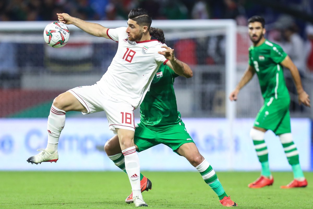 Bị Iraq cầm chân, Iran vẫn giành ngôi nhất bảng