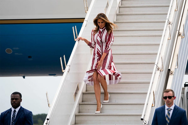 Bà Trump bị tố dùng máy bay công đi nghỉ mát