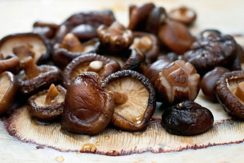 Cách chọn nấm hương chuẩn vị cho ngày Tết
