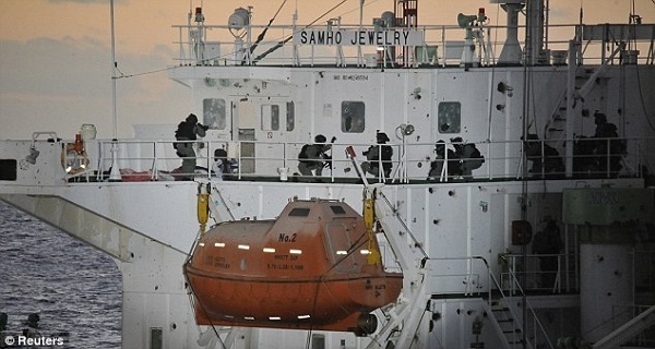 Ngày này năm xưa: Hải quân Hàn Quốc tấn công cướp biển