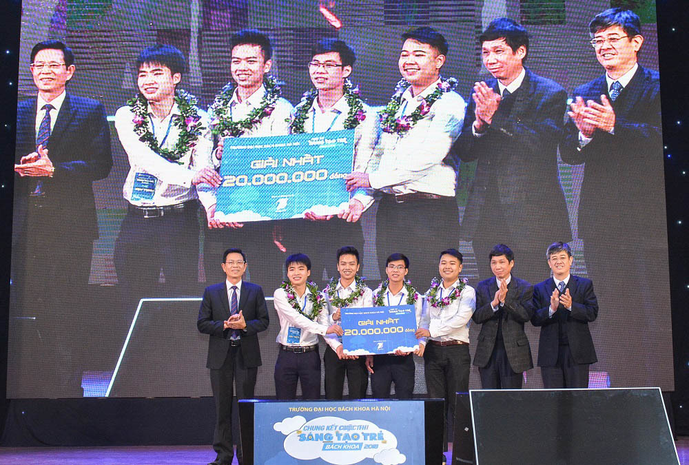Sinh viên Bách khoa tranh tài sáng kiến khoa học