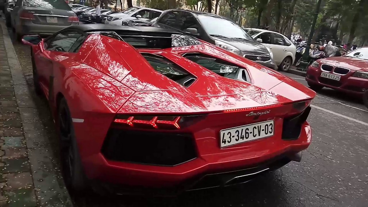 Tuấn Hưng khoe siêu xe Lamborghini Aventador
