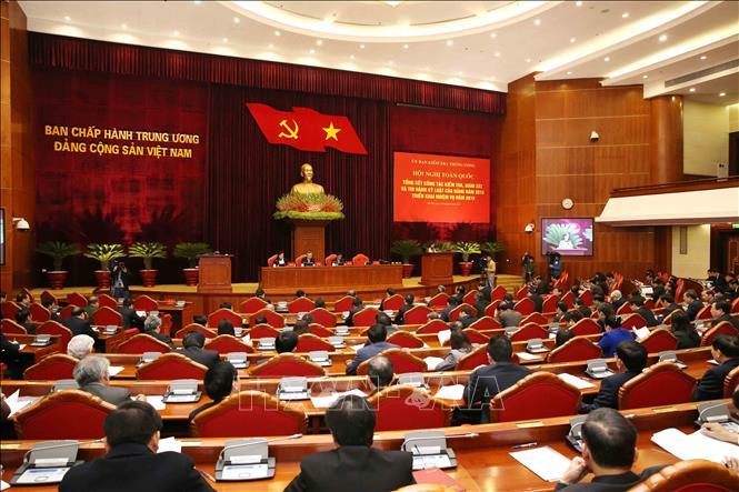 Tránh 'trông chờ, nghe ngóng' trong kiểm tra, xử lý vi phạm đảng viên