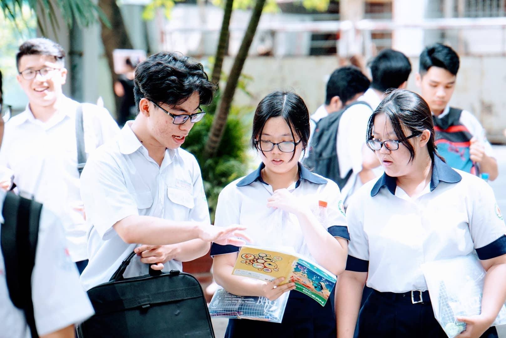 Hướng dẫn làm bài thi môn Lịch sử thi tốt nghiệp THPT 2021