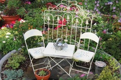 Chồng lăng nhăng bỗng quỳ sụp khi biết tôi có bồ