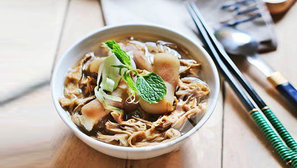 Cách loại bỏ chất độc hại trong món canh măng khô ngày Tết