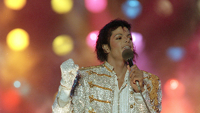 Ngày này năm xưa: Michael Jackson cháy như đuốc trên sân khấu
