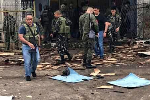 Đánh bom kép ở nhà thờ Philippines, hàng chục người thương vong