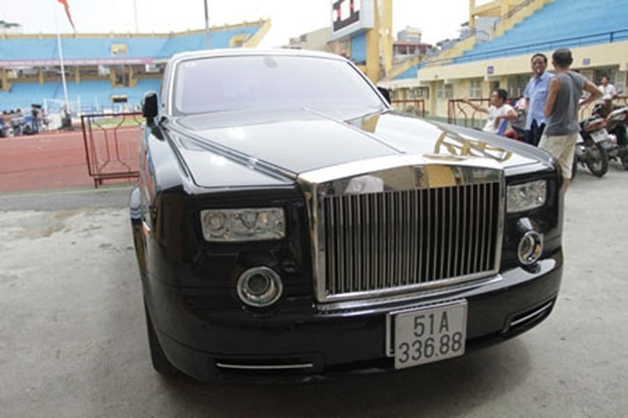 Rolls-Royce và đại gia Việt: Cám cảnh phận long đong