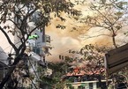 Hà Nội: Nhà phố cổ cháy nghi ngút ngày ông Công ông Táo về trời