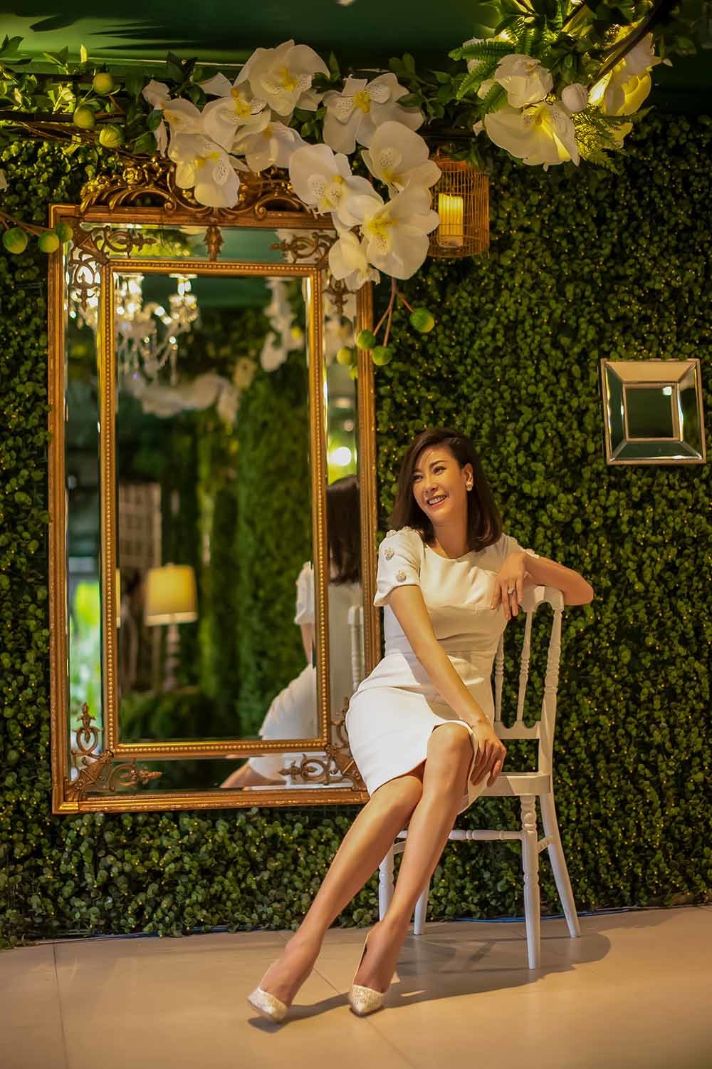 Hoa hậu Hà Kiều Anh khoe vẻ đẹp mặn mà ở tuổi 43