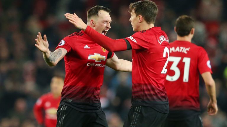 MU hòa hú vía Burnley, Solskjaer chỉ ra nguyên do