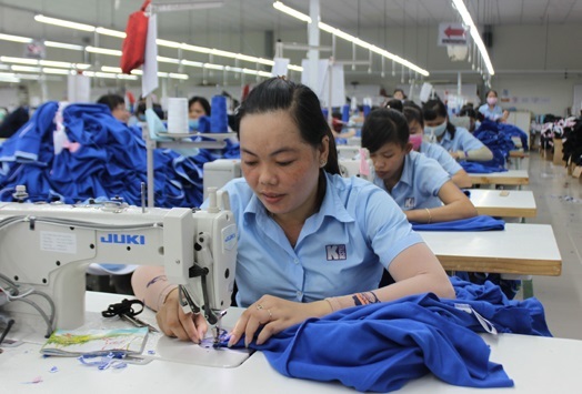 Doanh nghiệp không được giữ bằng cấp của người lao động