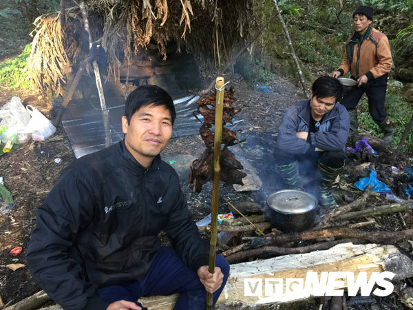 ‘Vương quốc’ loài lợn rừng ẩn hiện như ma trên nóc nhà Đông Dương