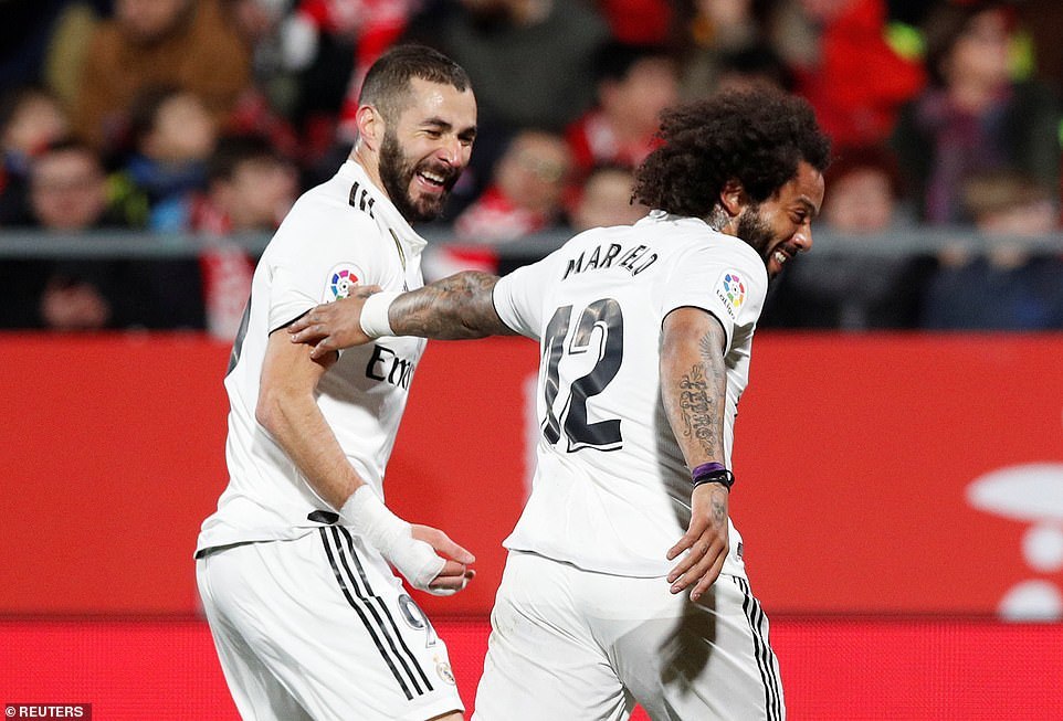 Benzema lập cú đúp, Real vào bán kết Cúp Nhà vua