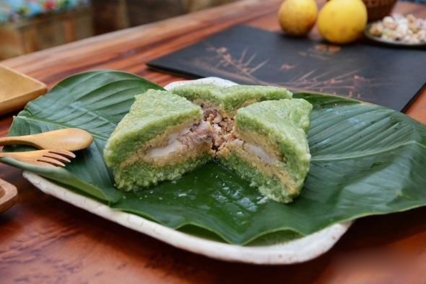 Mỗi miếng bánh chưng chứa hàng trăm kcal, ăn sao không béo?