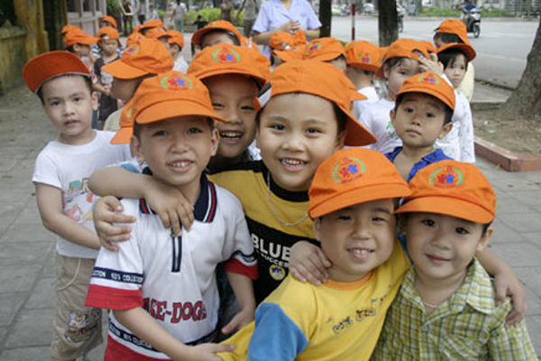 Mất cân bằng giới tính lên mốc mới, người Việt ham con trai số 1 khu vực