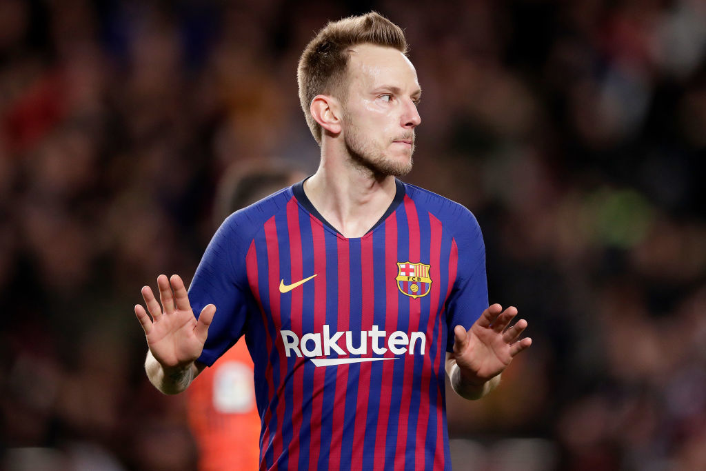 MU đàm phán Sancho, Chelsea muốn có Rakitic