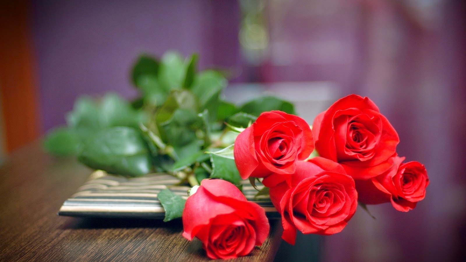 Quà tặng Valentine ý nghĩa cho bạn gái năm 2019