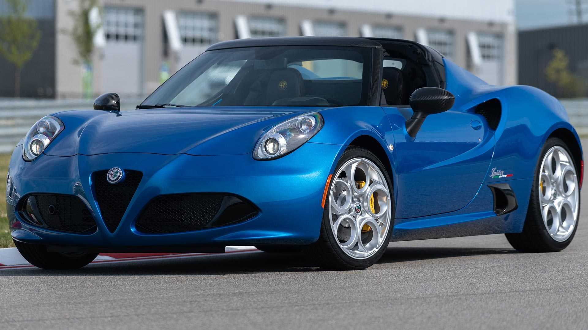 Ngắm bản đặc biệt xe Ý Alfa Romeo màu đẹp long lanh