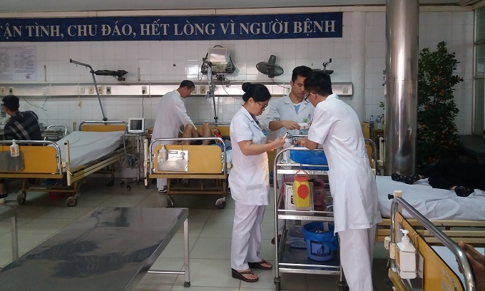 Bị 3 thanh niên tông, gái trẻ có nguy cơ mất cơ hội đi nước ngoài