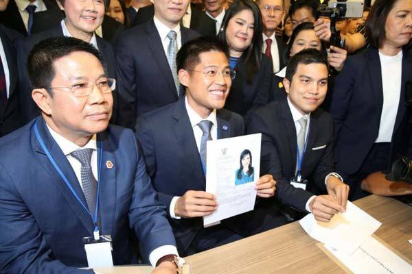 Thế giới 24h: Nguy cơ xóa sổ đảng đề cử công chúa Thái