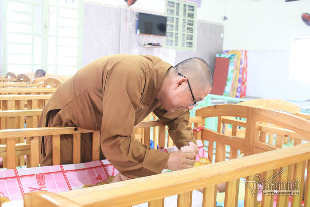 Nam giám đốc Đồng Nai 'cự tuyệt' lấy vợ, chi 200 triệu mỗi tháng làm điều này
