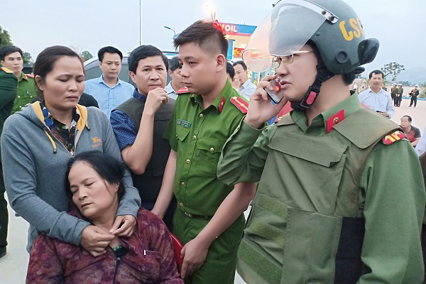 Vụ buôn ma túy ôm súng cố thủ trên xe: Tạm giữ hình sự 3 người