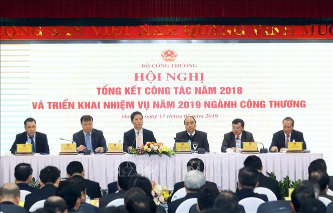 Tiến không lùi: Gia tăng tốc độ, bứt phá 2019