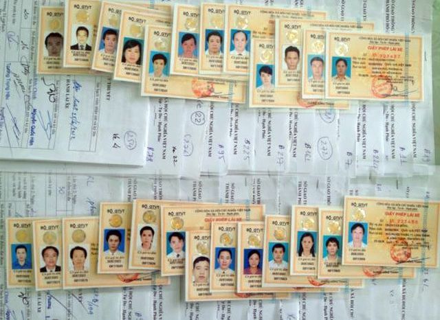 Đình chỉ 5 năm nếu mang điện thoại vào phòng sát hạch GPLX